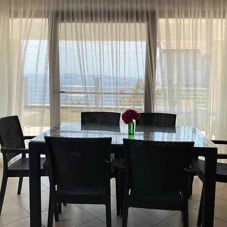 别墅 Candarli Lux With Sea View With A Pool 迪基利
